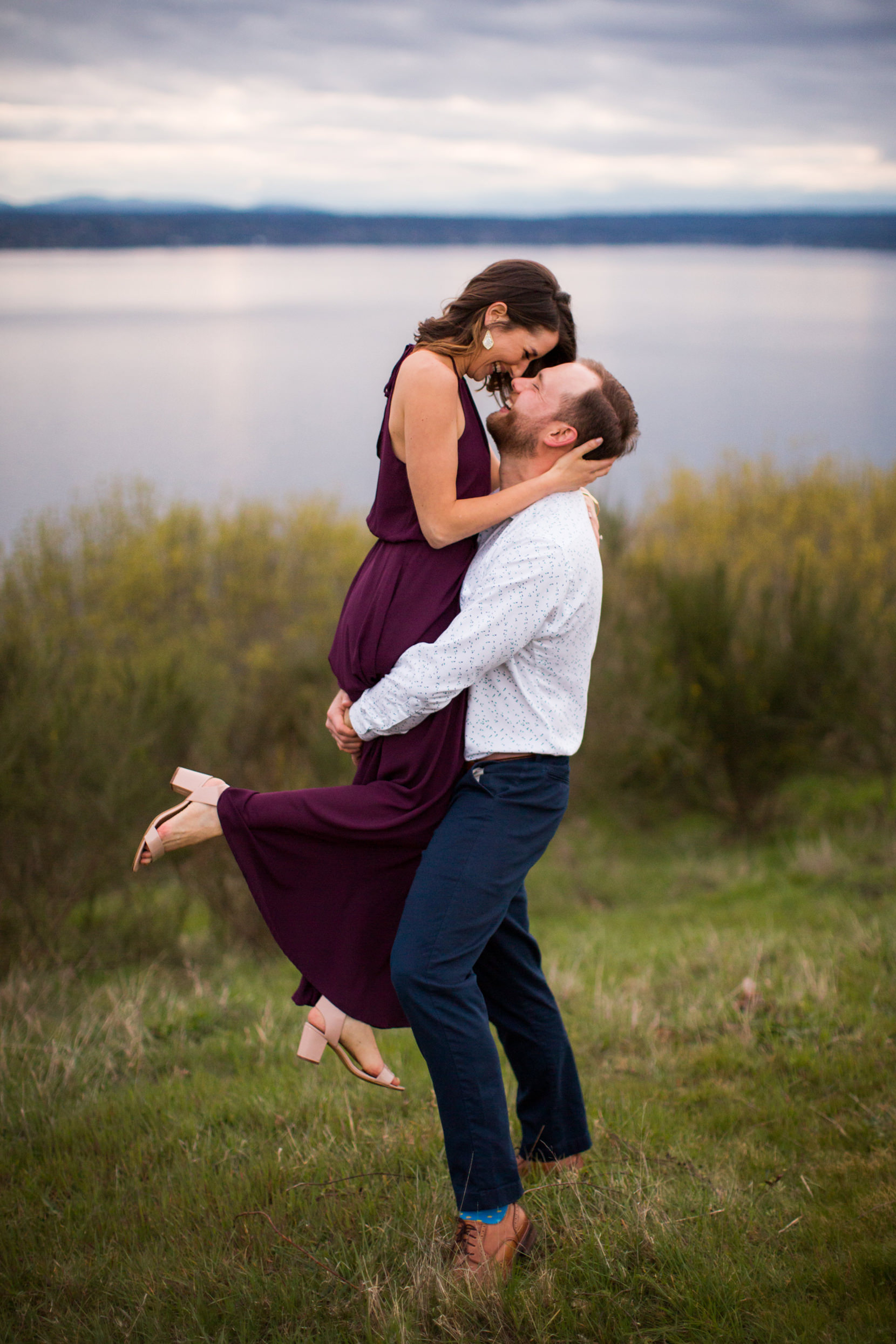 Seattle Engagement Photographer